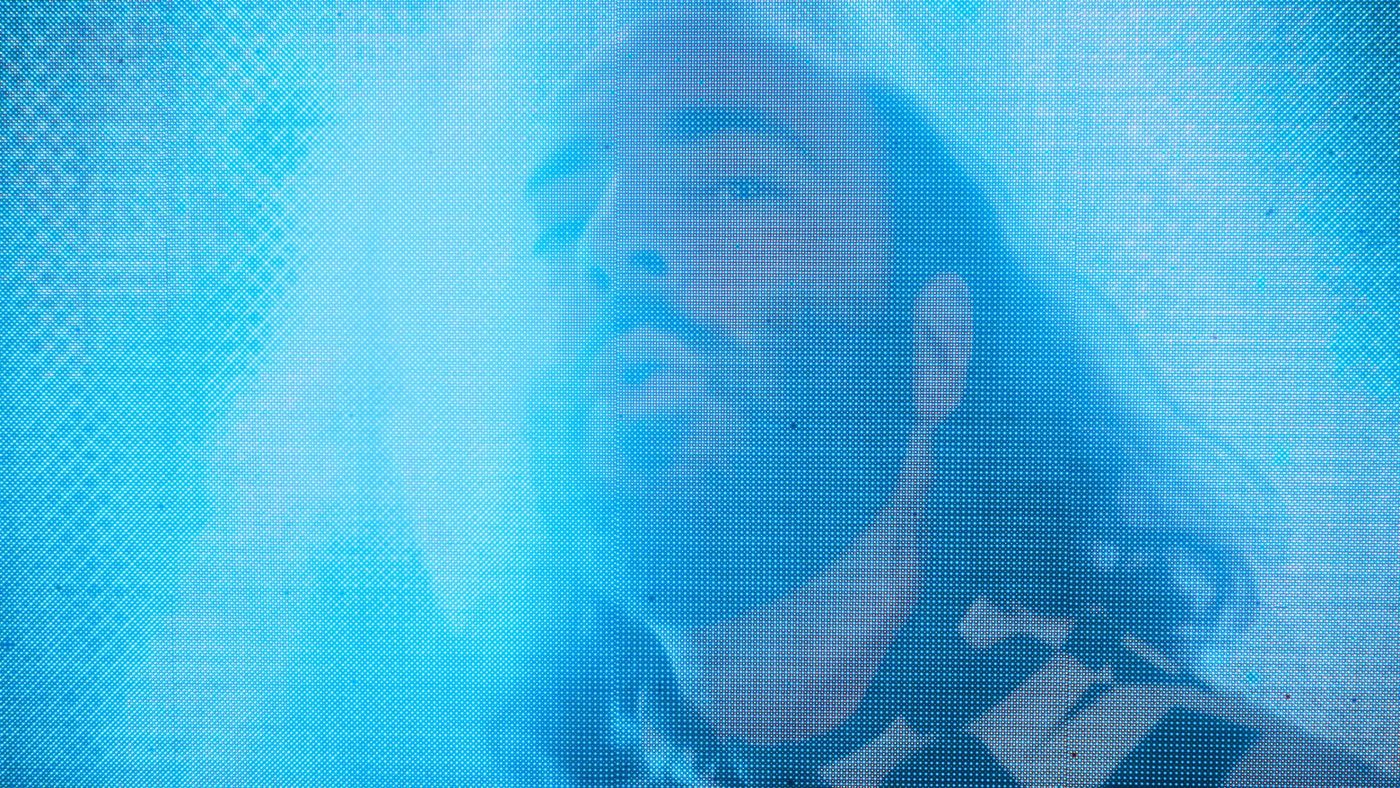 Empire Eyes press photo, blue